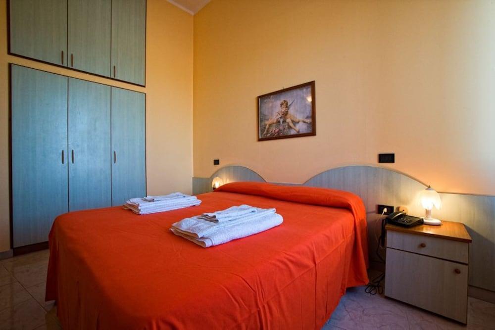 Hotel La Plancia Otranto Esterno foto