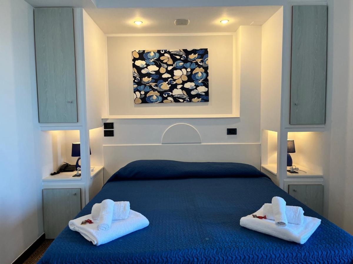 Hotel La Plancia Otranto Esterno foto